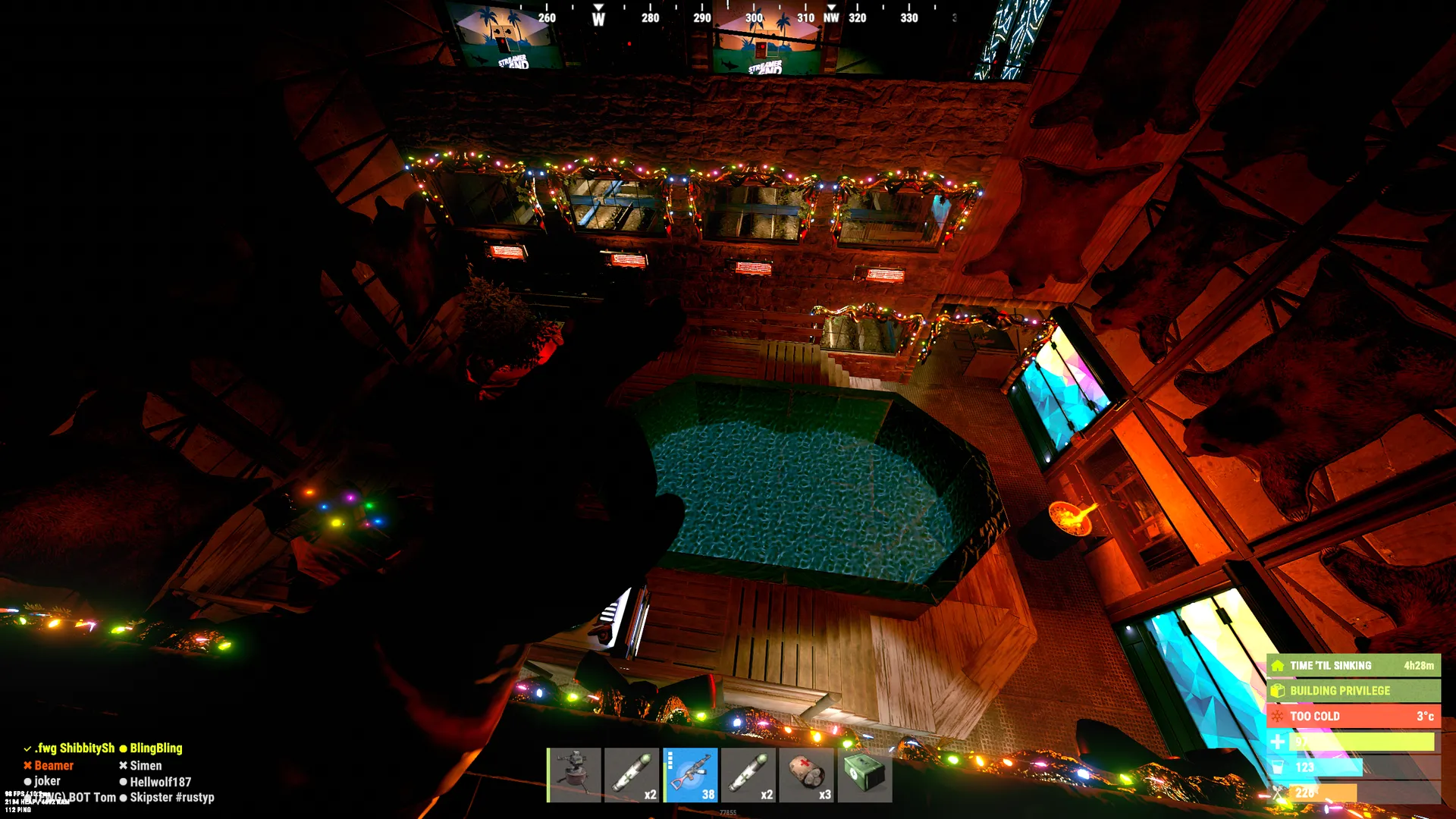 Rust Gameplay Screenshot 7 - Base defense